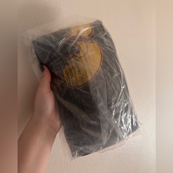 *DISNEY* Mickey Mouse Back to Front Glow-in-the-Dark Halloween T-Shirt for Woman - Picture 6 of 6